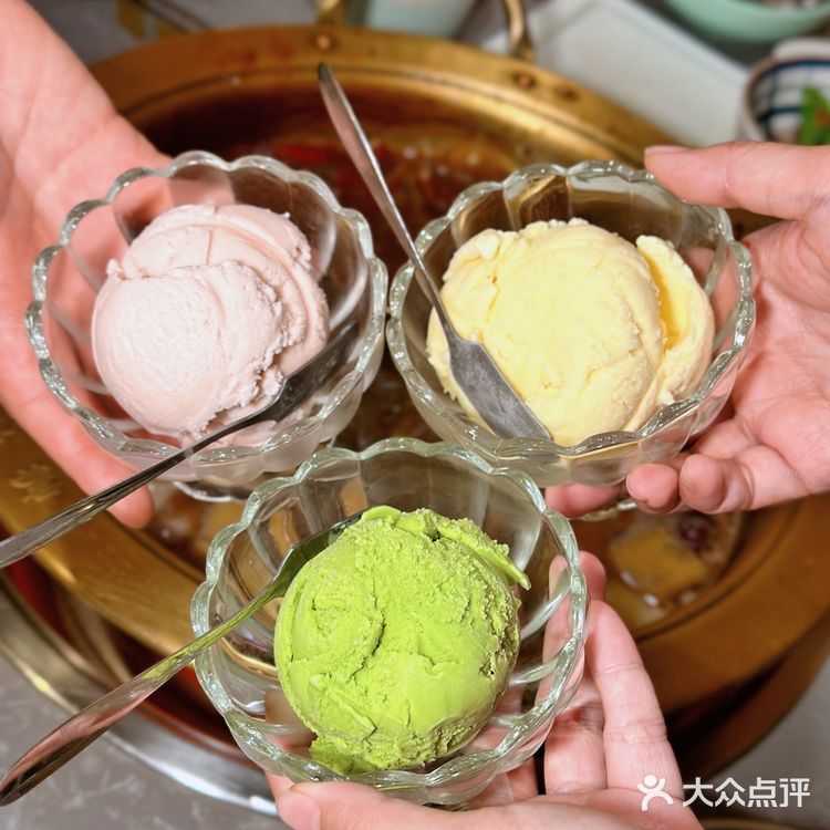 藏在居民区里的重庆火锅店，蒜里甜牛肉串爱了‼️