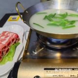 抢的39元的四菜一点心,外加一个牛肉打边炉