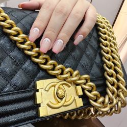 -LISSOM莉森 Nail ·美甲美睫原创定制店