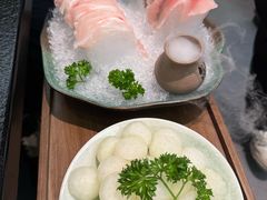 -得意咚瓜·顺德鱼生·冬瓜火锅(深圳首店)