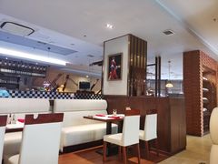 -爱丽丝牛排西餐厅(光谷步行街店)