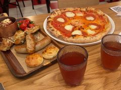 -城市大道红炉披萨烘焙坊