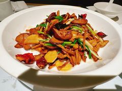 -关东小磨东北菜(漕河泾印象城店)