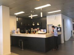 -深圳锦龙奥迪4S店(前海店)