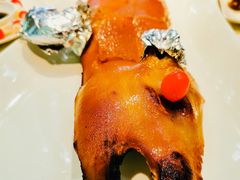 片皮烤乳猪-御宝轩(益丰·外滩源店)