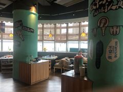 -三人行骨头王火锅(长寿店)