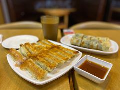 葱饼卷牛肉-台北楚楚园馅饼粥(虹桥南丰城店)
