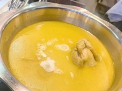 -鲜入围煮花胶鸡海鲜火锅