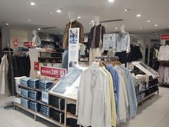 -优衣库(北京万柳华联购物中心店)