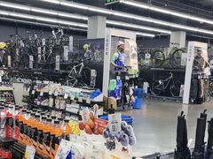 -迪卡侬(越秀公园店)