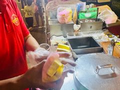 -詹爷爷乌节路街头冰淇淋