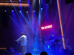 -TZ House音乐现场(来福士中心店)