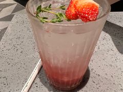 -Kub Kao Kub Pla (Terminal21)