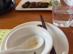 -莲餐厅·湖北菜·潜江小龙虾店(愚园路店)
