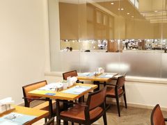 -亚龙湾希尔顿自助餐厅·海鲜·烧烤·沙滩BBQ·现场乐队