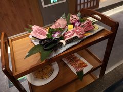 -明洞阿姨·韩式酱蟹烤肉·创意料理(三元桥店)