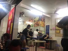 大堂-凤张螺蛳粉·爽口粉(跃进路总店)