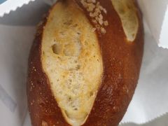 碱水包-老梦面包 CHEZMOREL(三源里店)