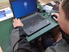 -鸿准通信科技·忠诚手机电脑维修中心(三林店)