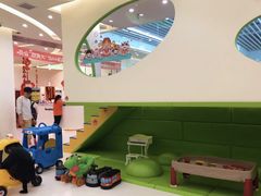 -小小王国亲子游泳俱乐部(锦辉中心)