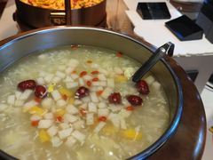 -涨巢·潮玩水疗局