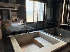 -Yolo私汤温泉设计师酒店(重庆南滨路店)