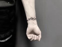 -刺客纹画纹身·洗纹身·穿孔饰品