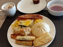 -上海虹桥西郊假日酒店