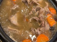 滋补养颜药缮乳鸽煲-时利和美食(东方广场店)