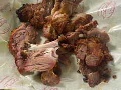 -艾力江和田馕坑烤肉店