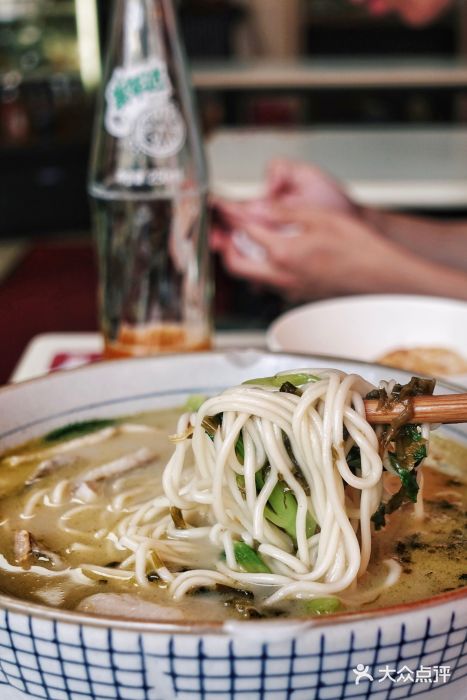 明呈黄鱼面馆(斜土路店)招牌黄鱼面图片
