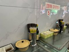 -花溪牛肉粉(八鸽岩店)