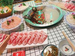 -山悦里 山野·鲜火锅(罗斯福广场店)