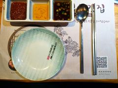 -唯成•韩国炭火烤肉 유성고기