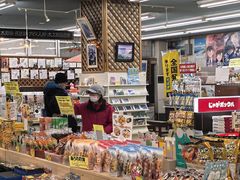 -(株)越後屋デパート