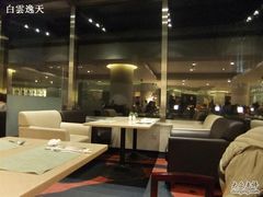 -亮马河饭店翠雅咖啡厅