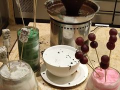 -大中华希尔顿酒店-念自助餐·嗨啤·小龙虾