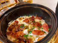 广式腊味煲仔饭-喃喃椰·糟粕醋·椰子鸡火锅(七堡花园店)