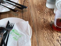 -玛格萝妮(汇智国际商业中心店)