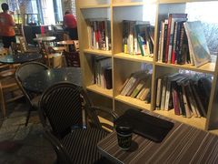 -TIMO COFFEE 阿拉校园面包