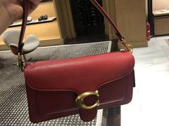 -COACH蔻驰(德基广场店)