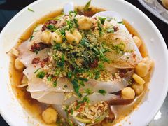 -烤肉小伙烤肉店