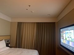 -全季酒店(深圳会展中心岗厦地铁站店)