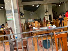 大堂-佘记全家福芋儿鸡(向阳街总店)