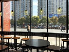 大堂-星巴克(宜兴万达店)