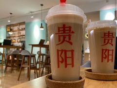 拿铁-黑石咖啡(小十字店)