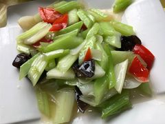 西芹百合-东伊顺(高银街店)