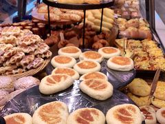 -巴黎贝甜(大宁国际商业广场店)