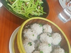 -莲餐厅·湖北菜·潜江小龙虾店(愚园路店)
