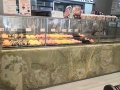面包甜点陈列柜-LELECHA乐乐茶(百货大楼店)